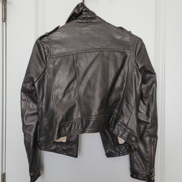 JKT Vegan Leather Jacket - Picture 2 of 7